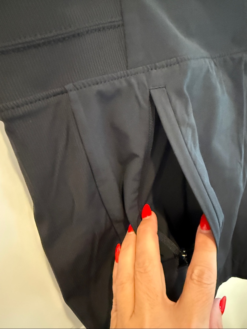 Athleta Black Brooklyn Skort Size 18 - Picture 4 of 9